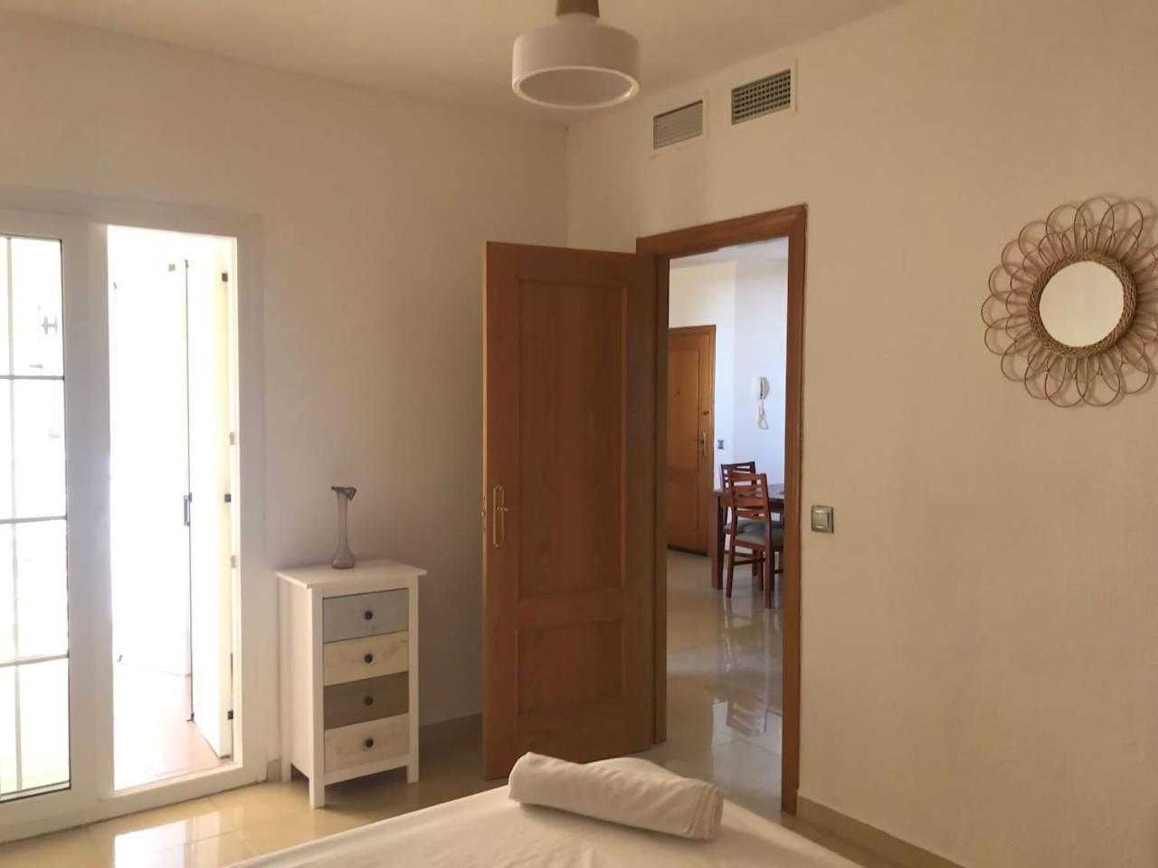 Espectacular Residencial En 1A Linea Con Piscina Apartment Benajarafe Exterior photo