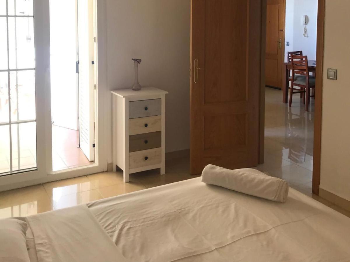 Espectacular Residencial En 1A Linea Con Piscina Apartment Benajarafe Exterior photo